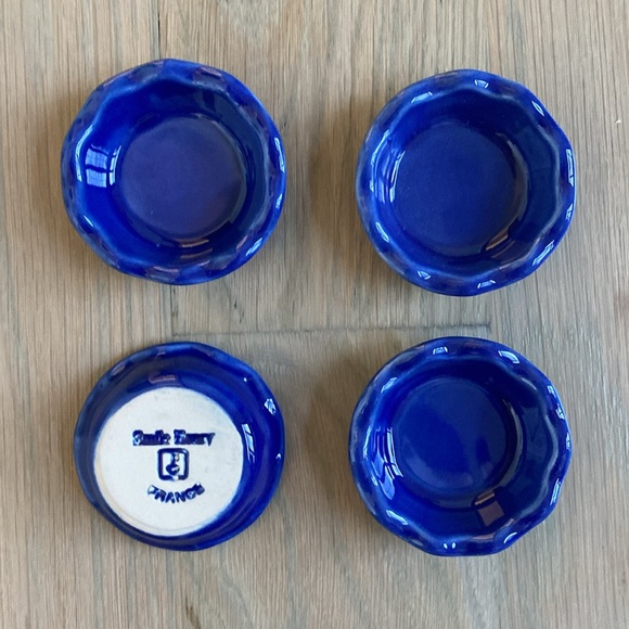 Set of 4 Emile Henry Mini Tart Dishes - Picture 2 of 5